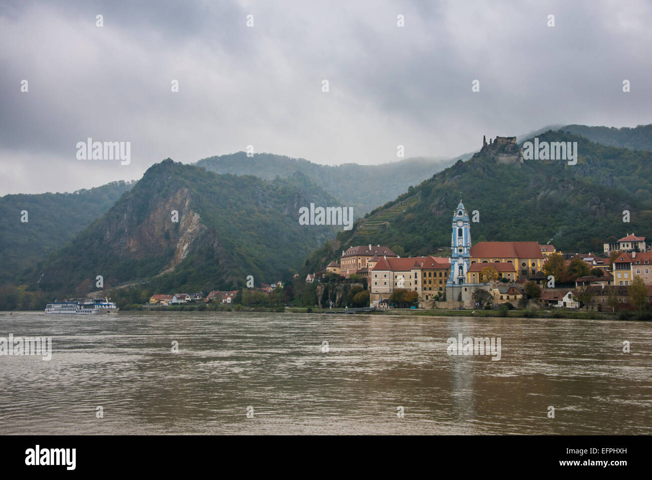 Duernstein on the River Danube, Wachau Cultural Landscape, UNESCO World Heritage Site, Austria, Europe Stock Photo