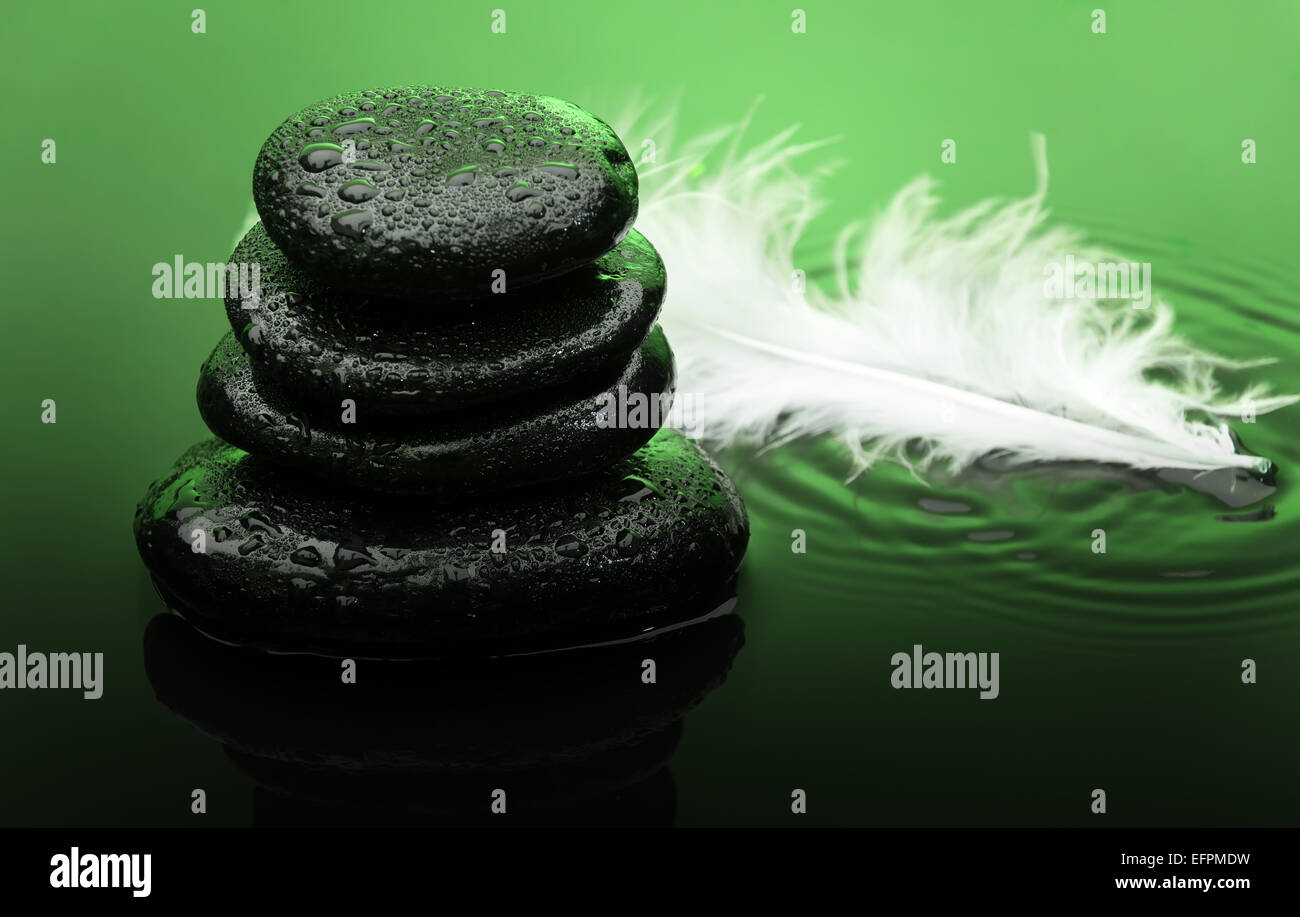 Massage hot stones hi-res stock photography and images - Alamy