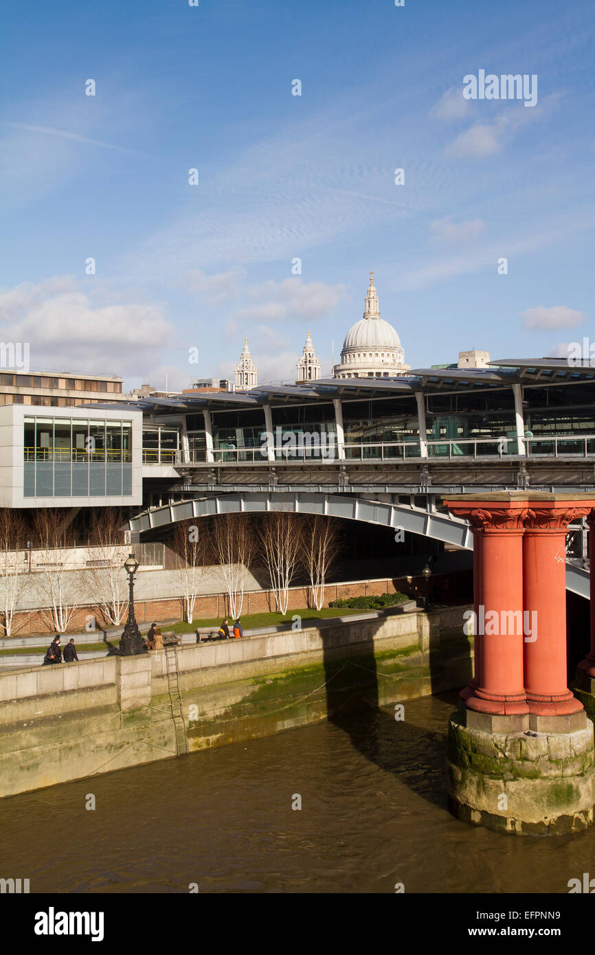 exterior view of the new Blackfriars railway station in London Stock Photo