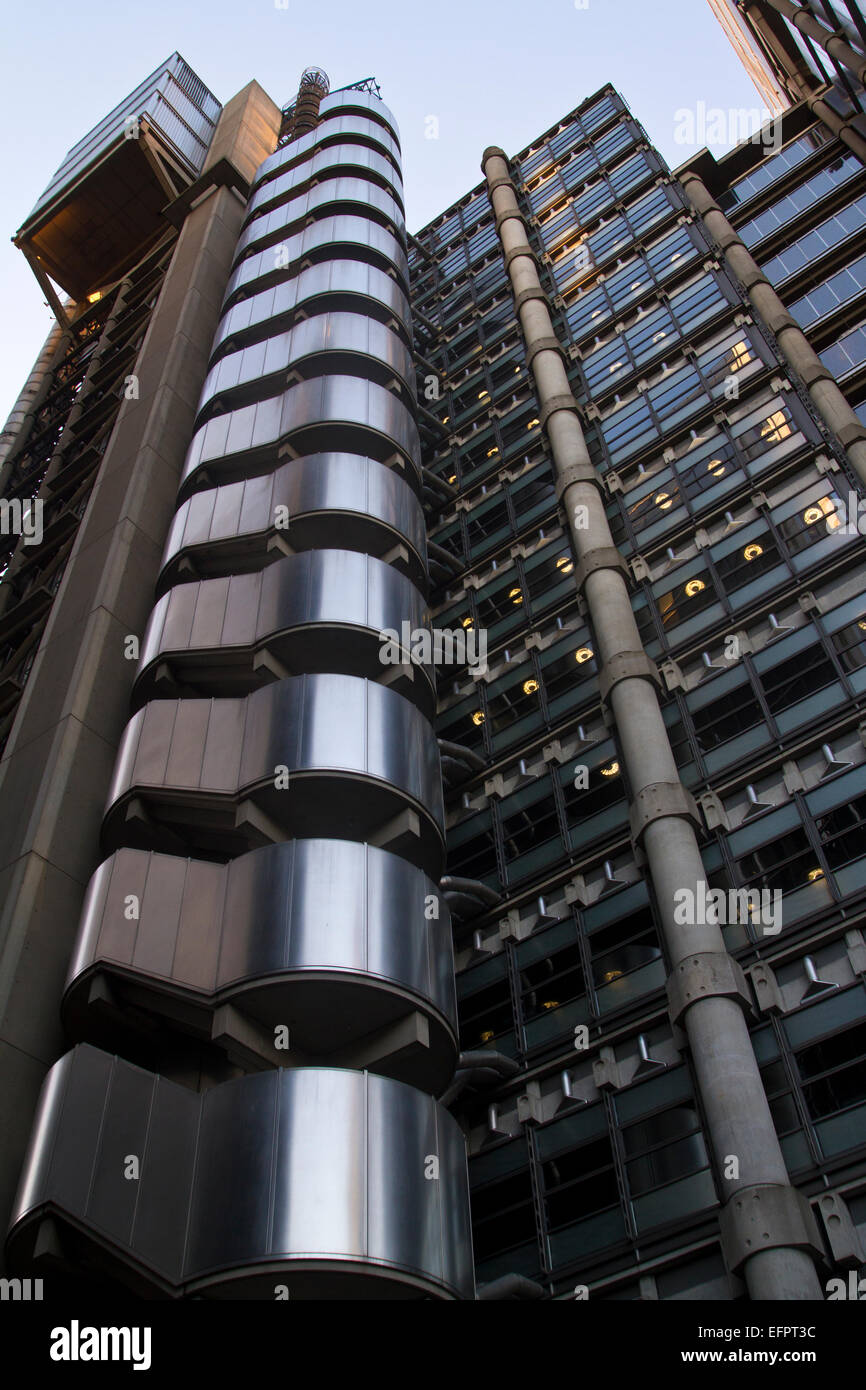 view-of-the-lloyd-s-building-in-london-stock-photo-alamy