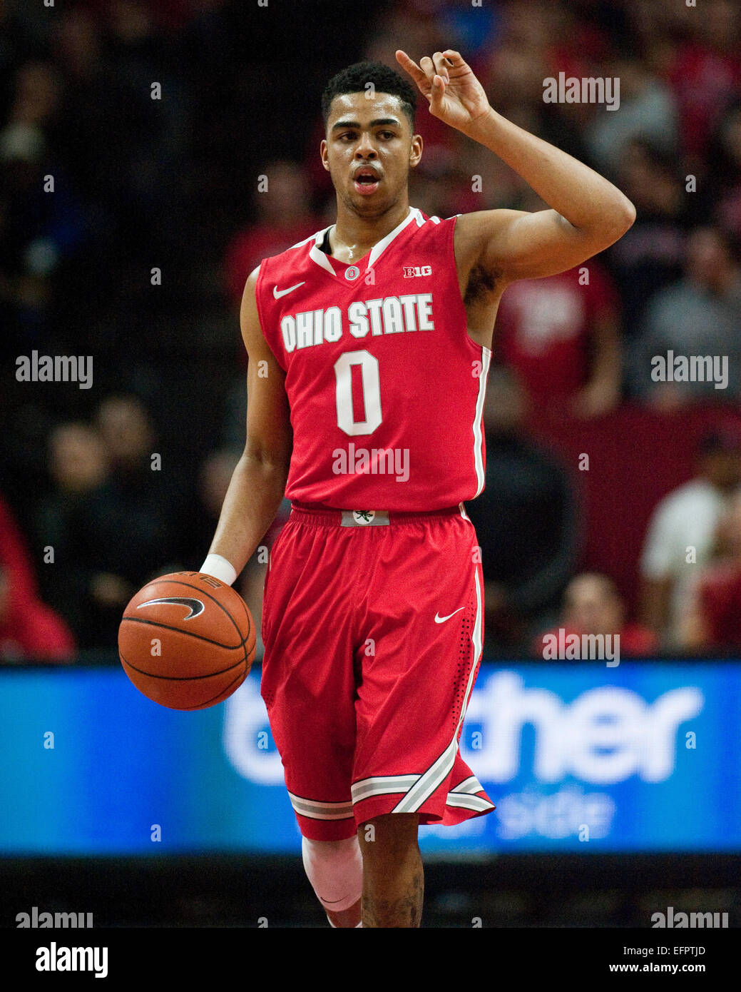 Feb. 8, 2015 - Piscataway, New Jersey, U.S. - Ohio State's guard D'Angelo  Russell (0) brings the ball up court in the first half during Big 10  Conference basketball action between the