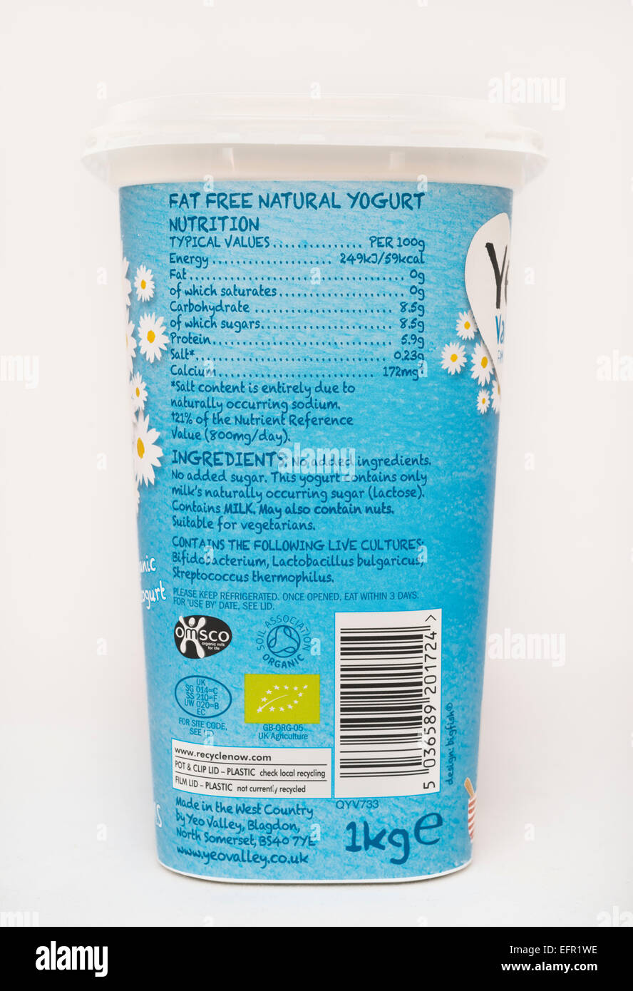 Nutritional information on a tub of Yeo Valley 0 Fat Natural Yogurt