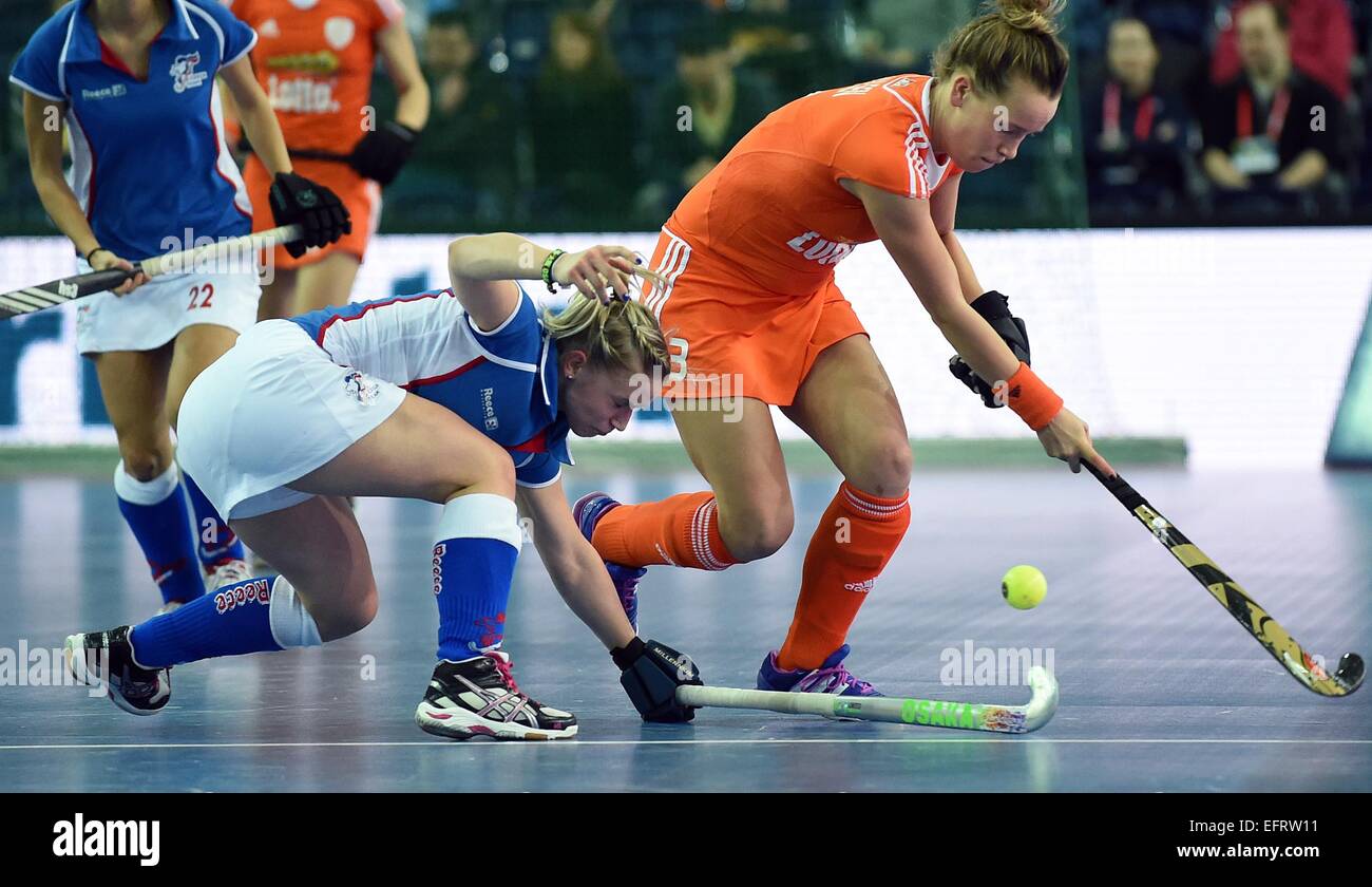 Leipzig, Germany. 7th Feb, 2015. Netherland's Lieke Hulsen and Czech Republic's Klara Kynlova (l.) in action during the women's semifinal match Czech Republic vs Netherlands at the hockey world championships in Leipzig, Germany, 7 February 2015. Photo: Hendrik Schmidt/dpa/Alamy Live News Stock Photo