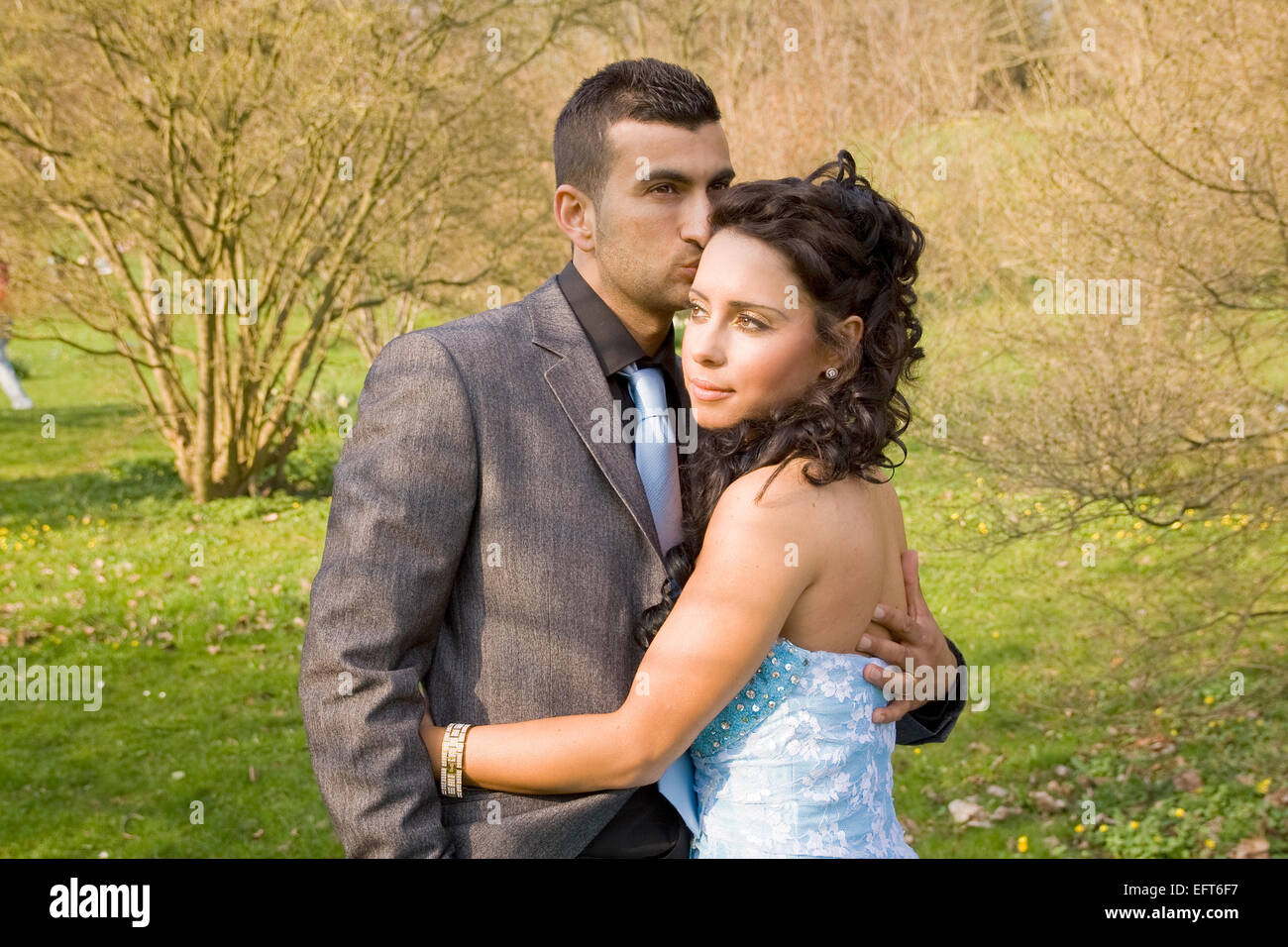 couple ethnic wear