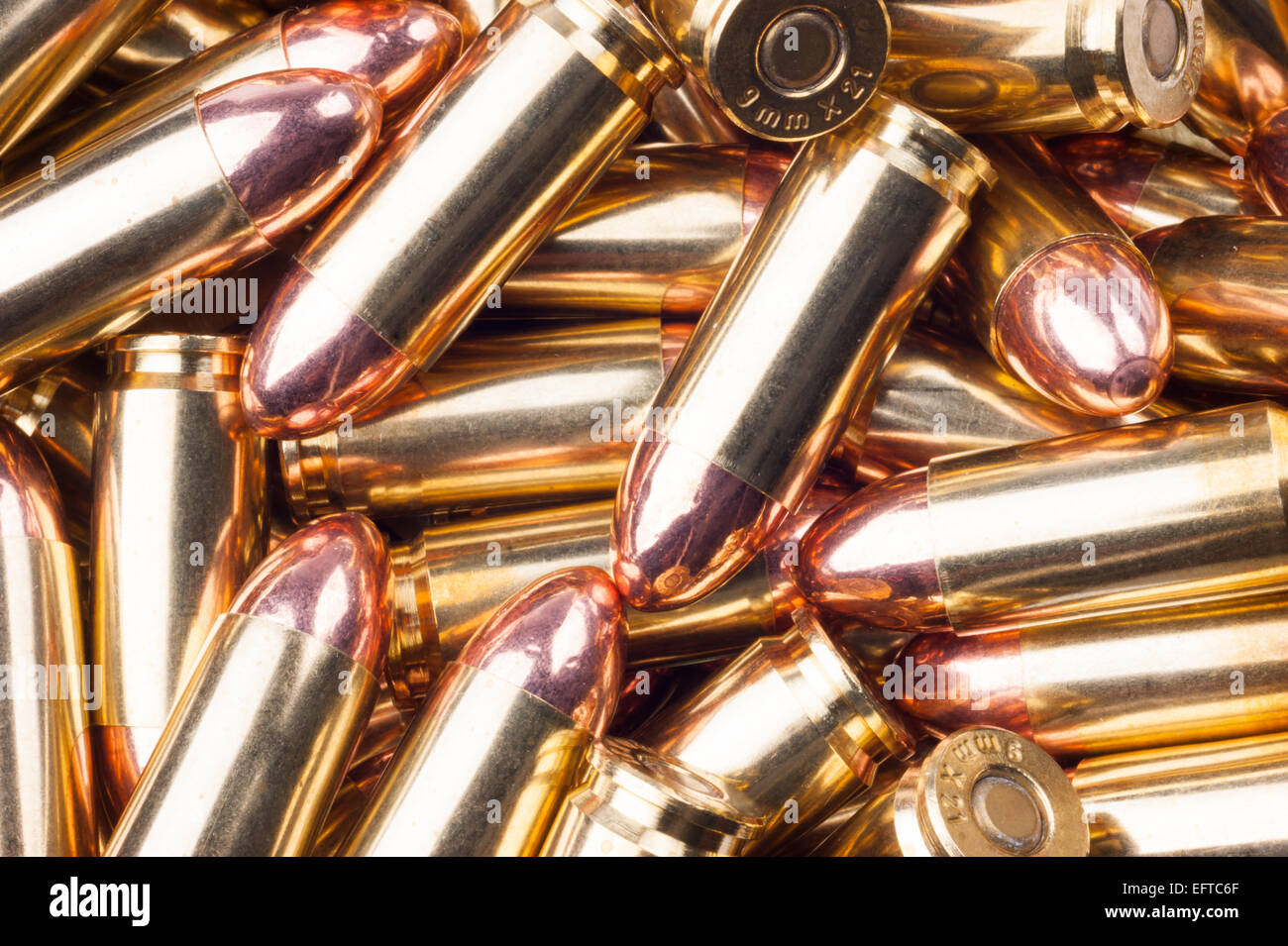 Bullets with gun powder hi-res stock photography and images - Alamy