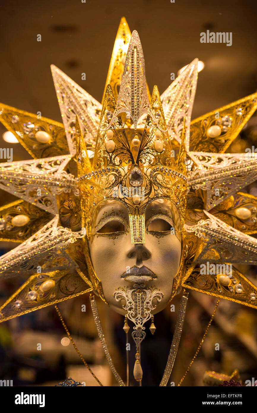 Carnival mask hi-res stock photography and images - Alamy