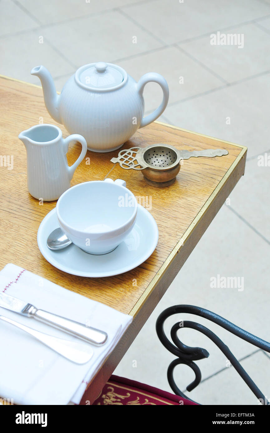 A Teapot and Tea Cup at Afternoon Tea at the Wallace Collection, London, England, UK Stock Photo