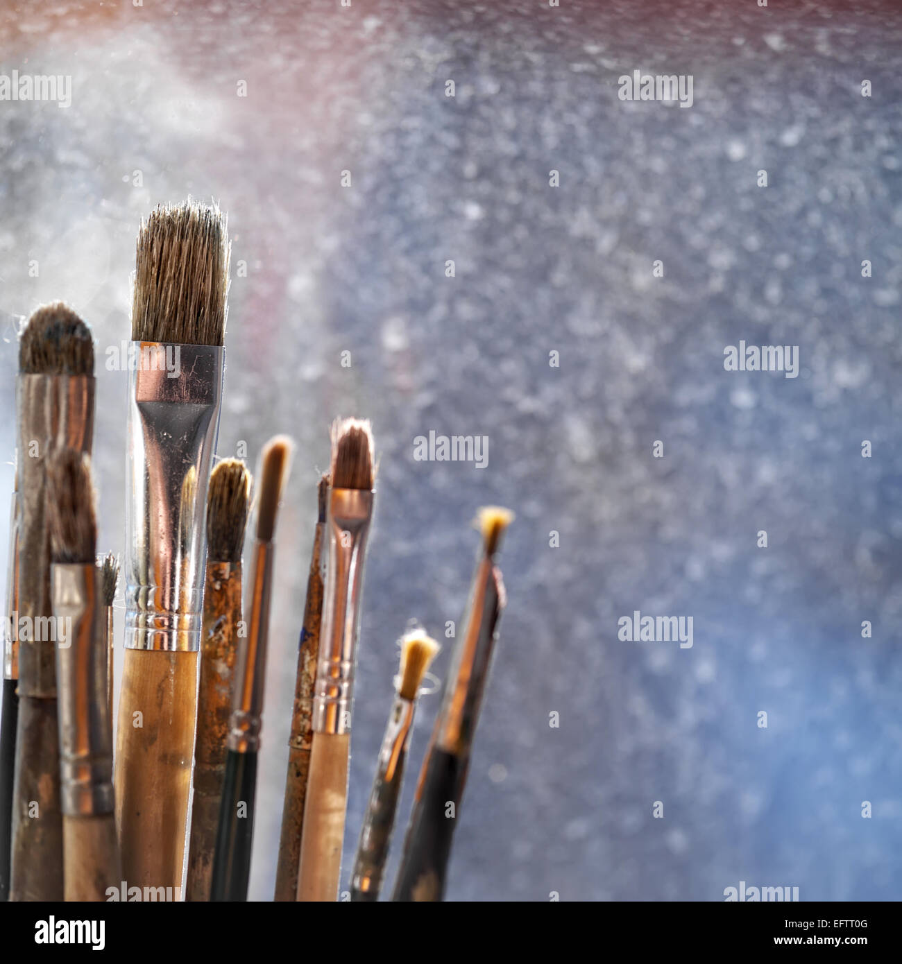 Artists brushes nobody hi-res stock photography and images - Alamy