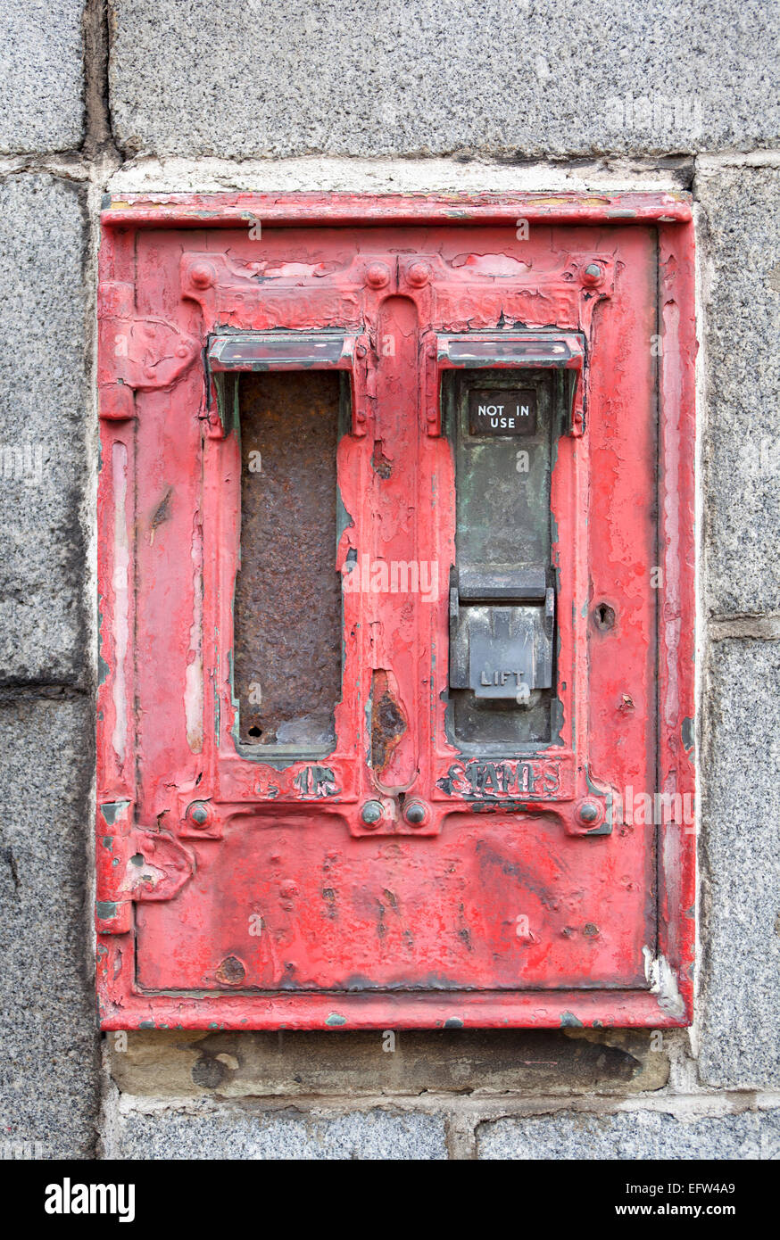 Post office stamp machine hi-res stock photography and images - Alamy