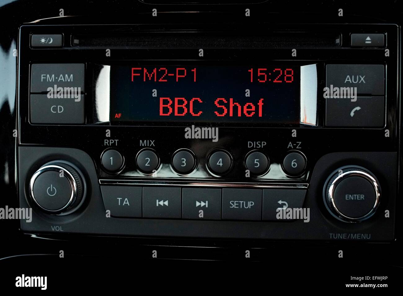 Nissan Juke Car radio showing button control detail Stock Photo - Alamy