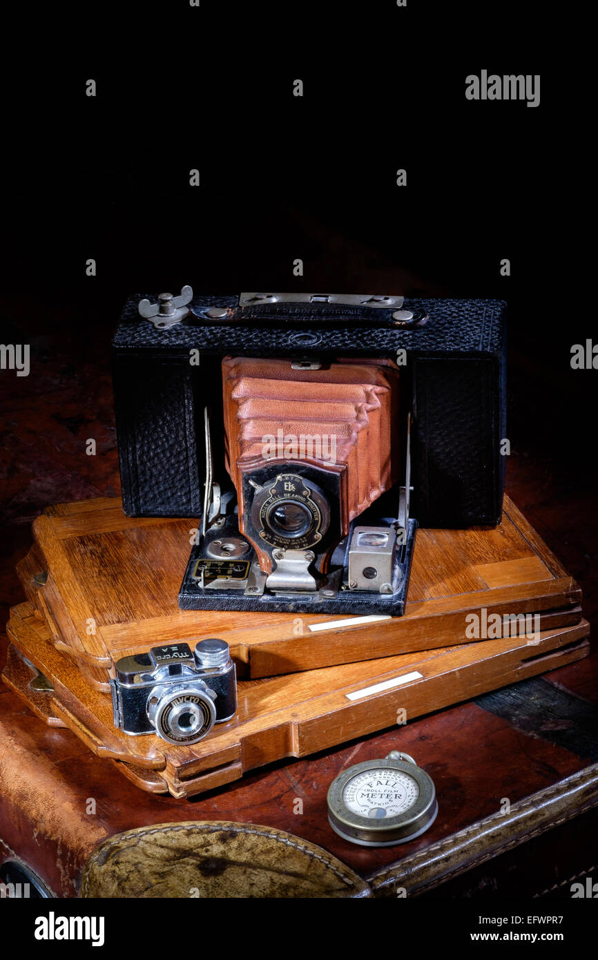 Collectable cameras hi-res stock photography and images - Alamy