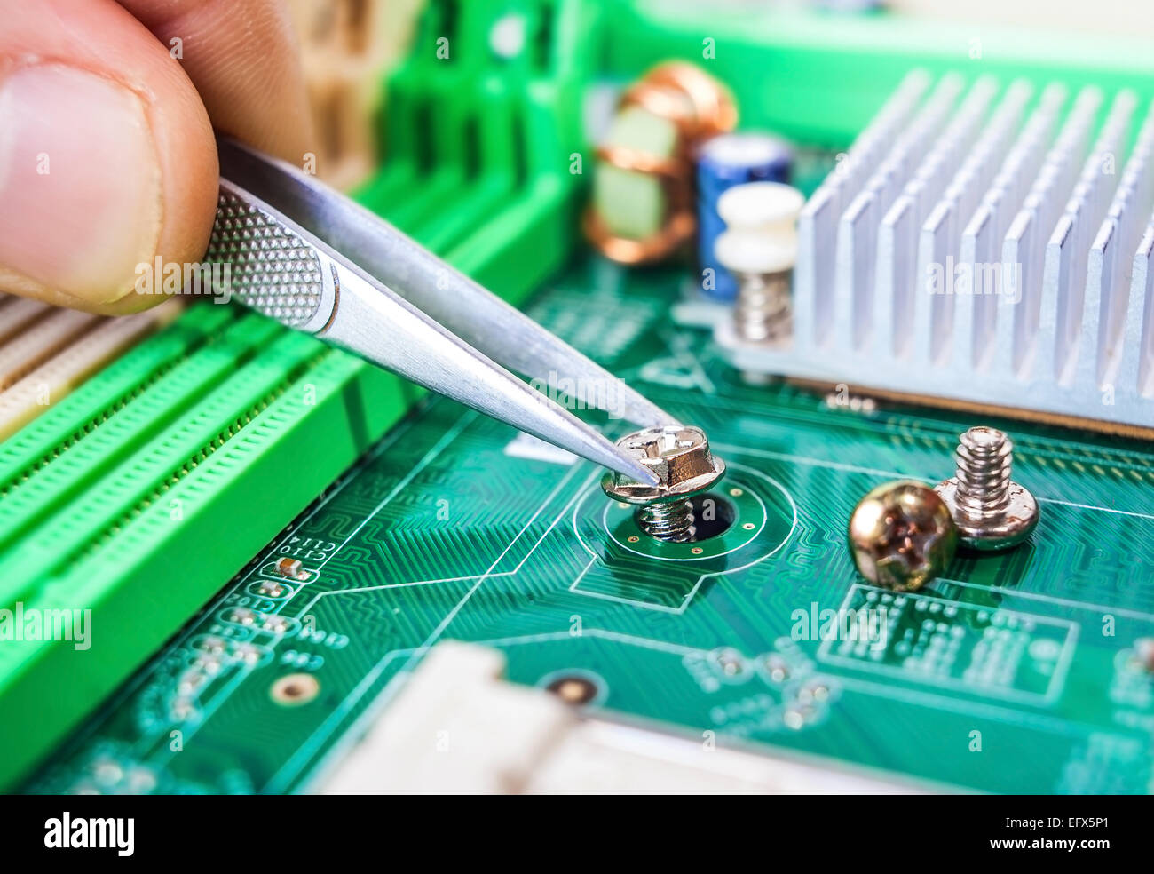 Tweezers For Computer