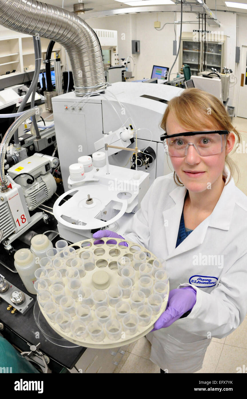 Argonne National Laboratory researcher Sabine Gallagher prepares a sample tray of battery materials for elemental analysis using inductively coupled plasma January 17, 2011 in Lemont, Illinois. Argonne’s Advanced Battery Materials Synthesis and Manufacturing R&D Program is focused on scalable production of advanced battery materials in sufficient quantity for industrial testing. This work is intended to support domestic battery manufacturing and to enable the transition of new materials and technology to the market. Stock Photo