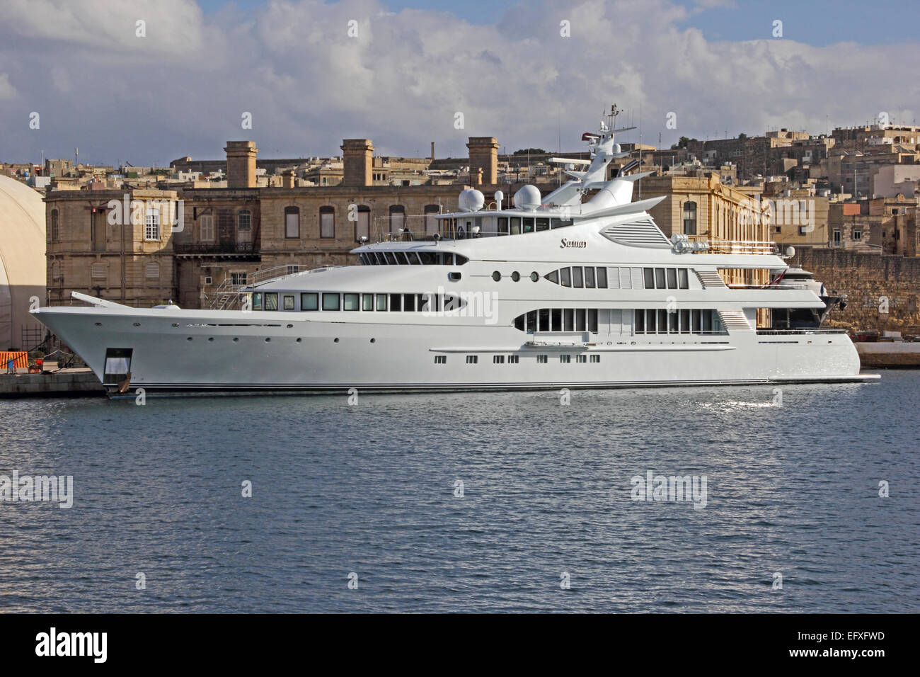 yacht valletta