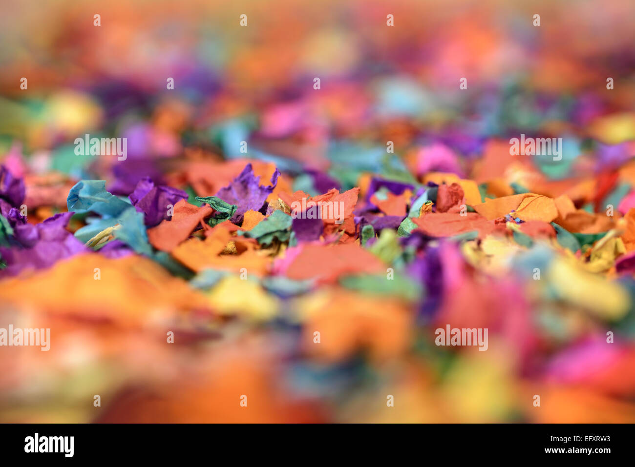 Confetti bokeh hi-res stock photography and images - Alamy