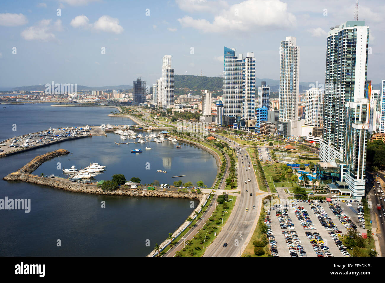 Города центральной америки. Шунантунич белиз. Machu picchu в перу. Затерянный город тикаль. Города центральной америки.