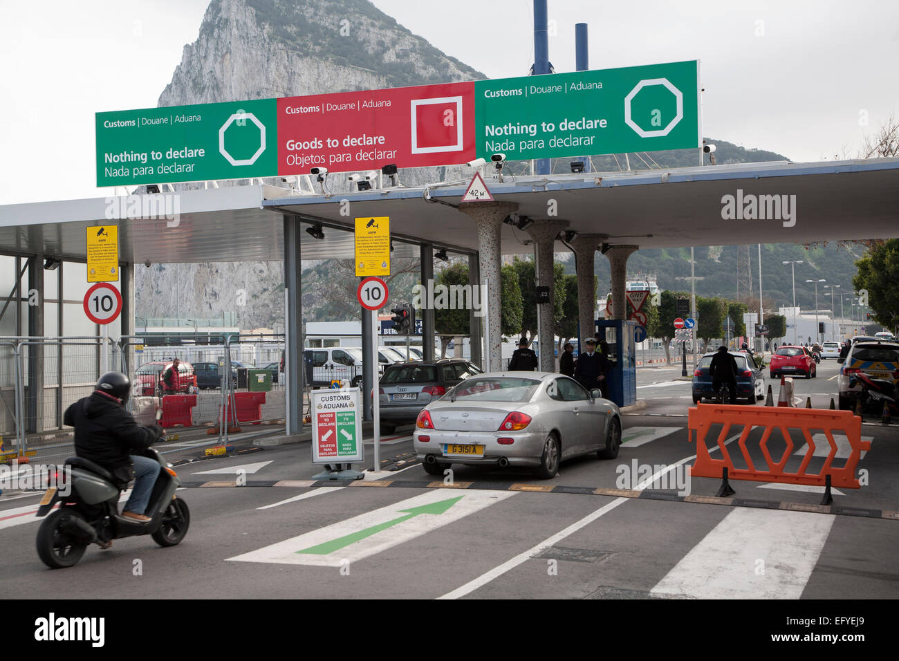 Customs at the border between Spain and Gibraltar, British overseas