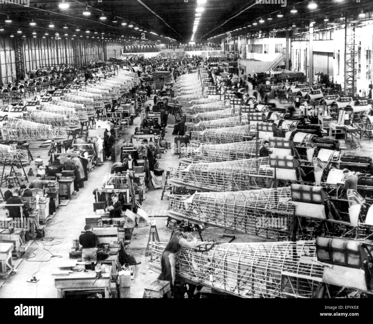 HURRICANE AIRCRAFT assembly factory at Brooklands, Weybridge about 1940 Stock Photo