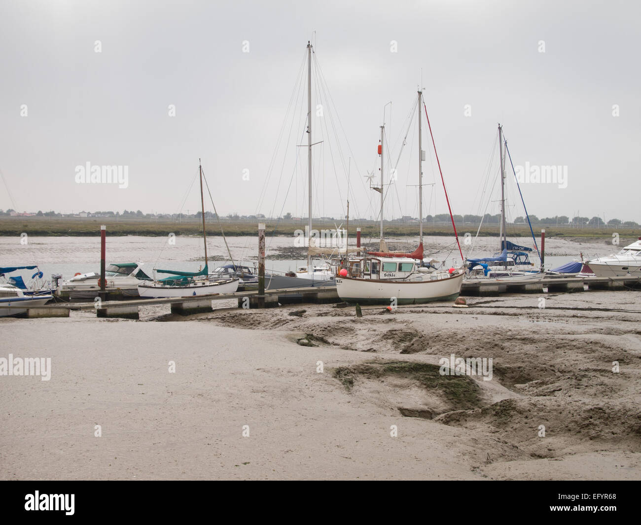 Brightlingsea Creek High Resolution Stock Photography and Images - Alamy