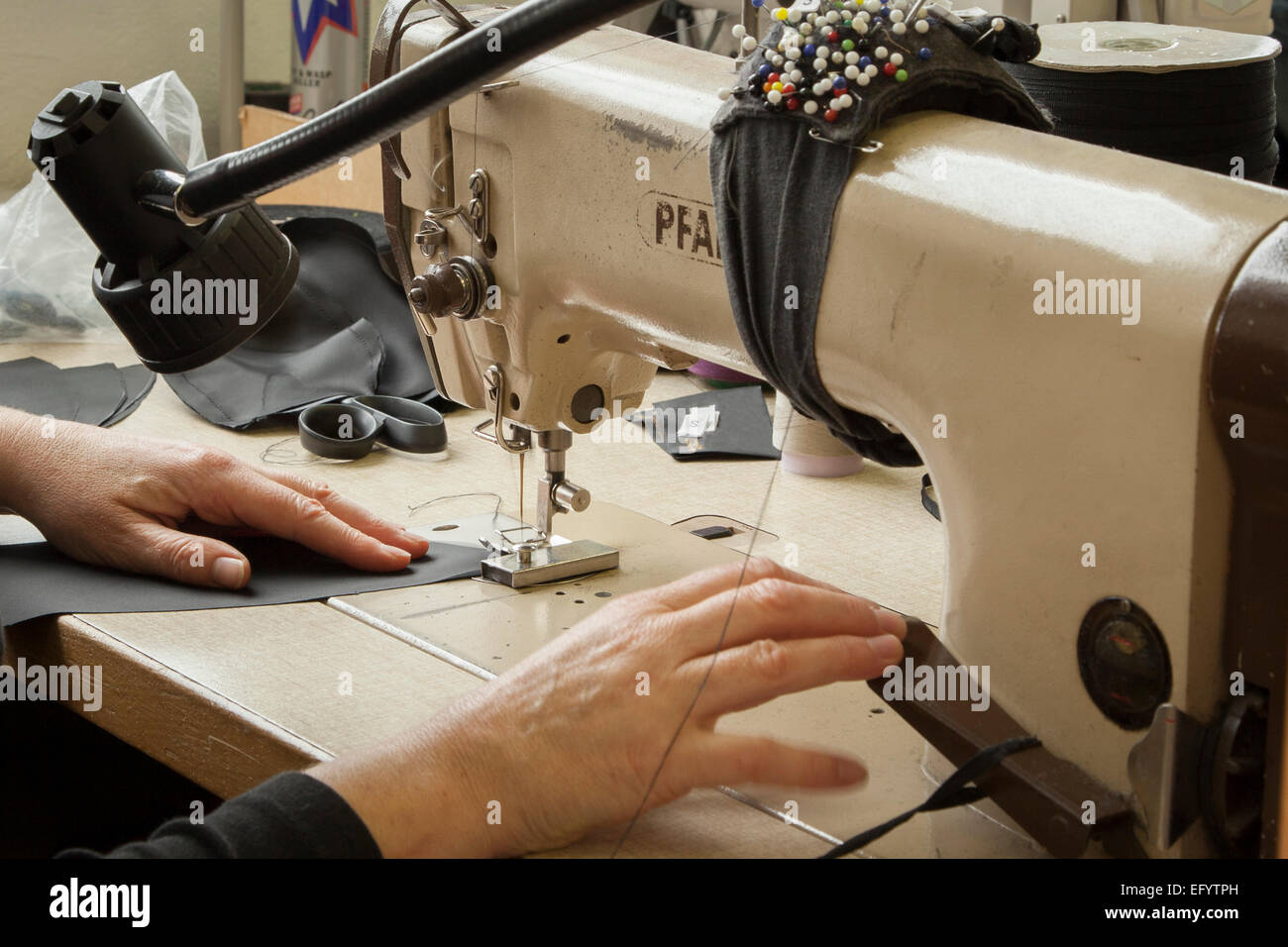 Sewing hands hires stock photography and images Alamy