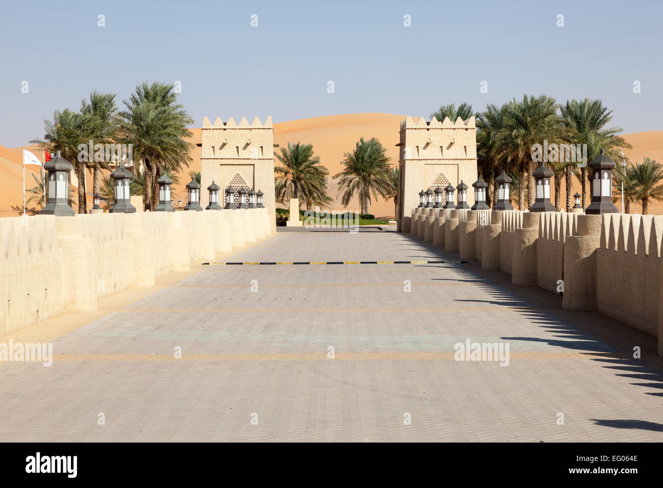 Qasr Al Sarab Desert Resort by Anantara in the desert of Abu Dhabi, United Arab Emirates Stock Photo