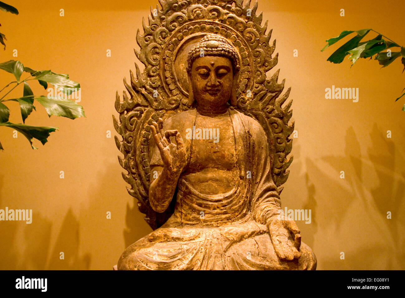 Tranquil statuary at MGM Grand Spa, Las Vegas, Nevada Stock Photo Alamy