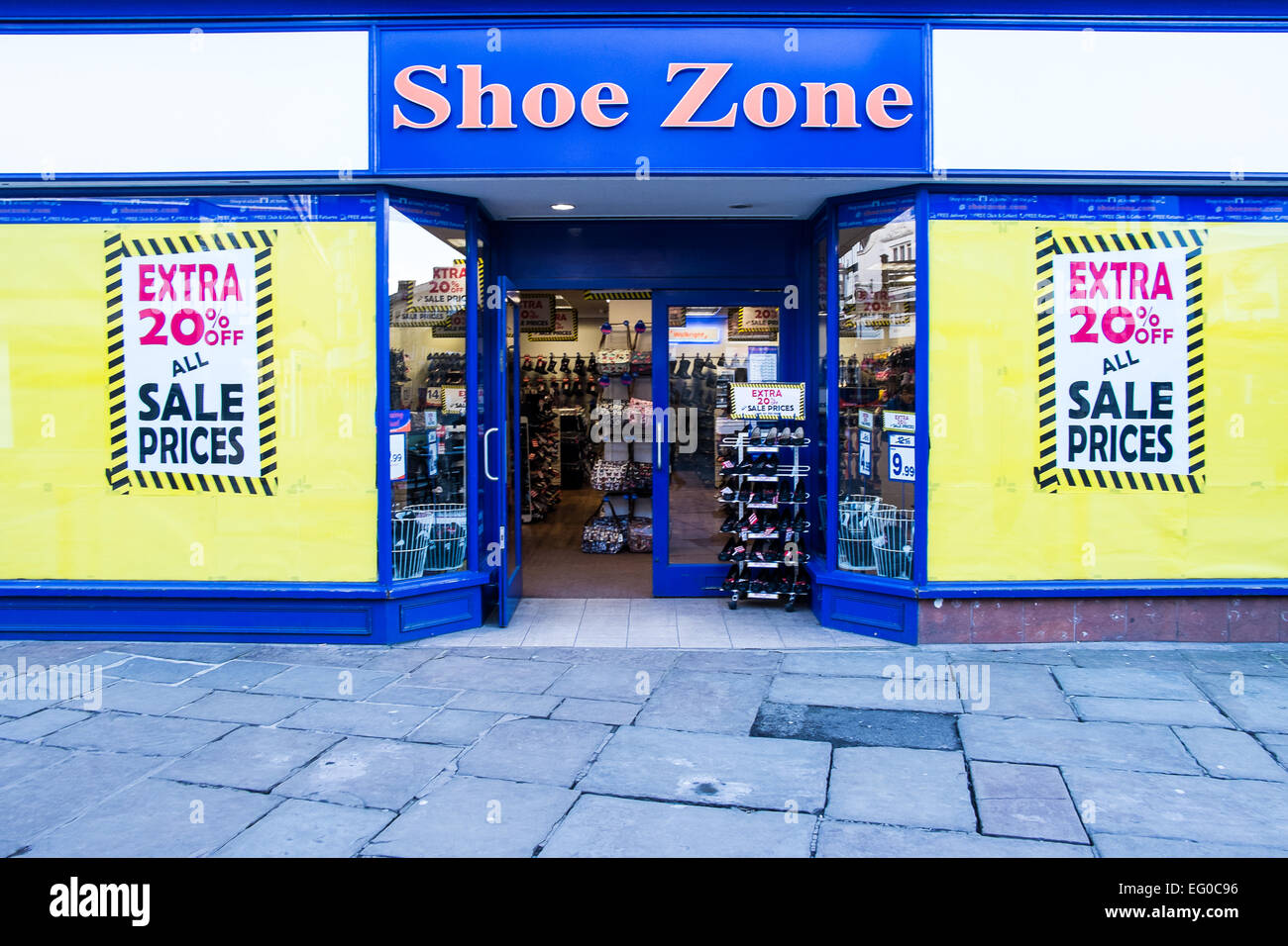 Shoe Zone in Salisbury Wiltshire Stock Photo Alamy