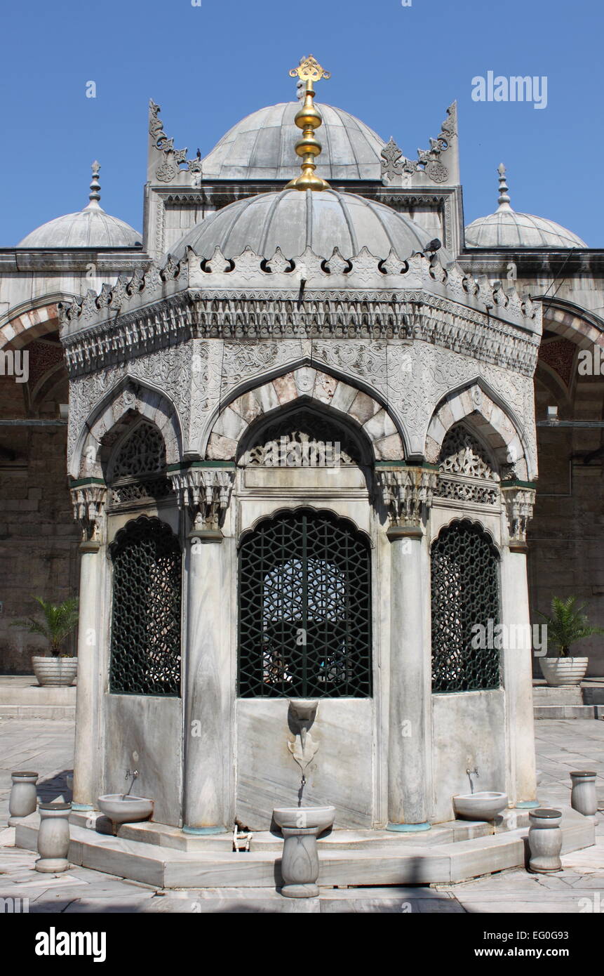 Main court fountain in Yeni Cami Mosque. Istanbul, Turkey Stock Photo