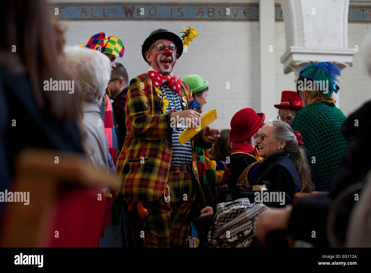 UNITED KINGDOM, London : Clowns dressed in full costume attend a ...