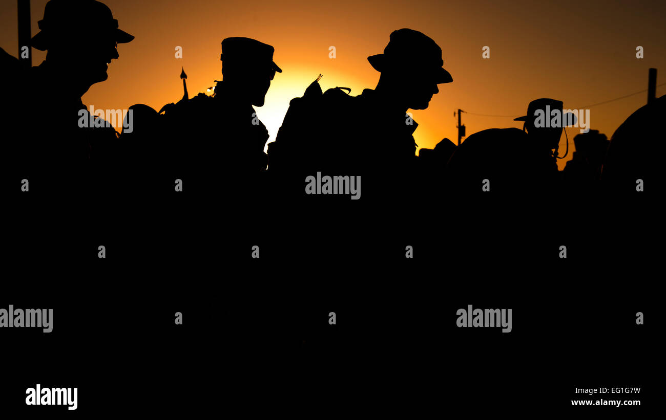 Bataan memorial death march hires stock photography and images Alamy