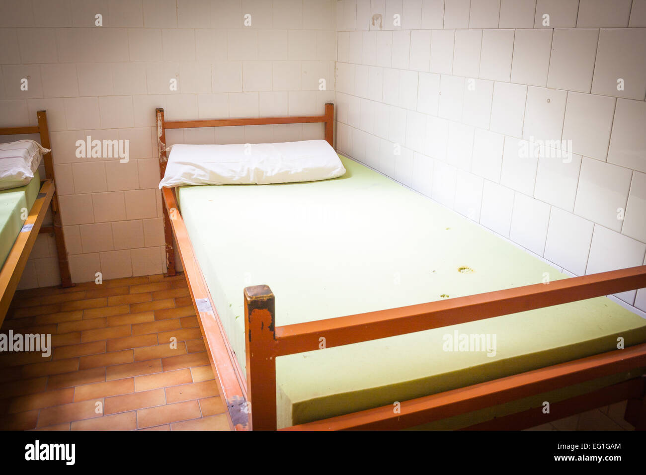 Psychiatric hospital bed hires stock photography and images Alamy