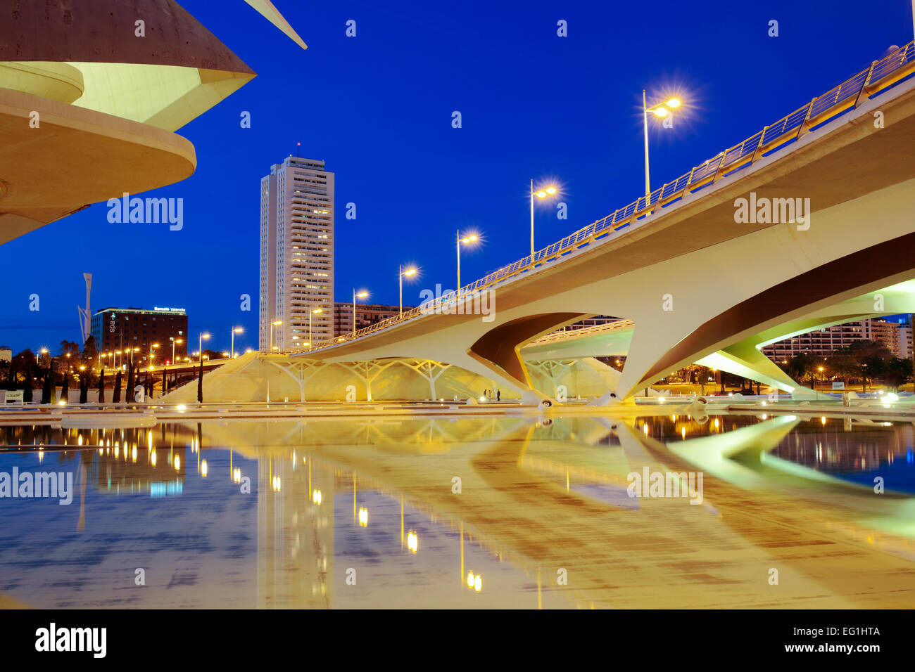 City of Arts and Sciences (Ciudad de las Artes y las Ciencias) at night, Valencia, Valencian Community, Spain Stock Photo