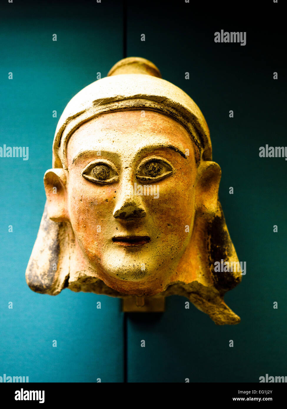 Terracotta head Cypriot culture 700-500 BC Stock Photo