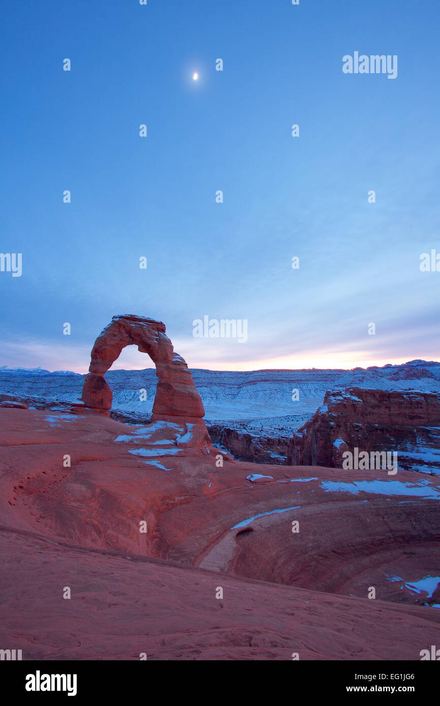 Delicate arch in arches national park hi-res stock photography and ...