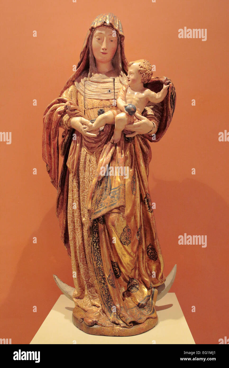 Holy Virgin with Child, sculpture by Roque de Balduque (1550), Museum of Fine Arts (Museo de Bellas Artes), Seville, Andalusia, Stock Photo