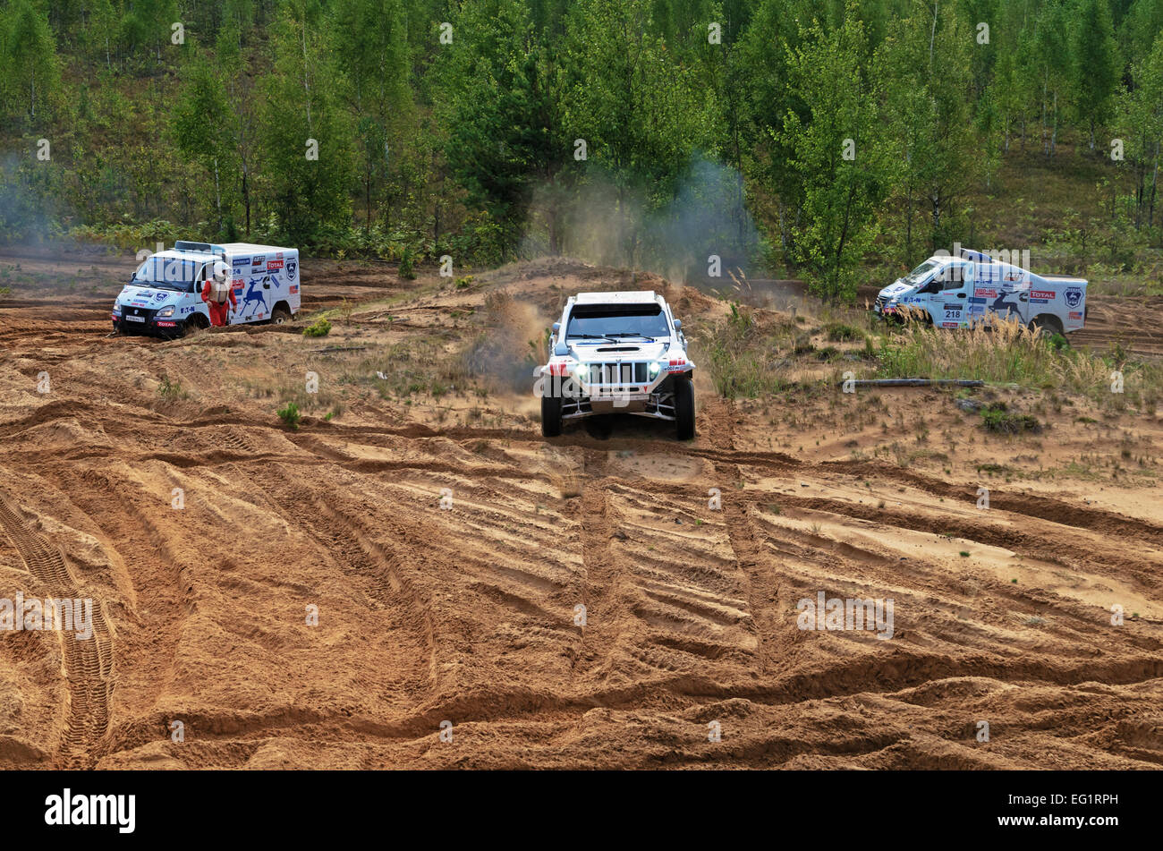 Baha Races Races on a rally-raid on sandy dunes. Rally-raid Baha