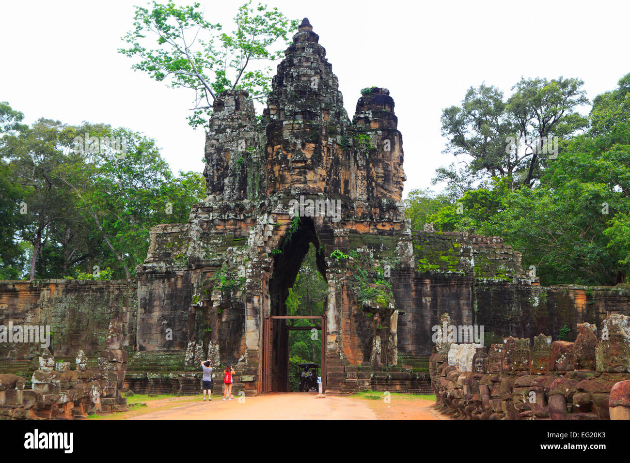 South gate (12th century), Angkor Thom, Cambodia Stock Photo