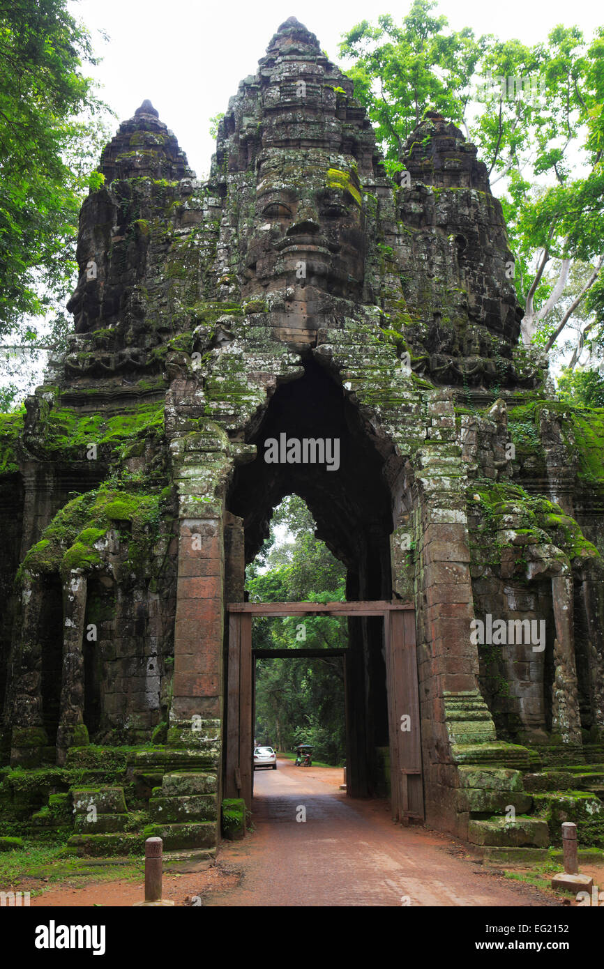 North gate (12th century), Angkor Thom, Cambodia Stock Photo