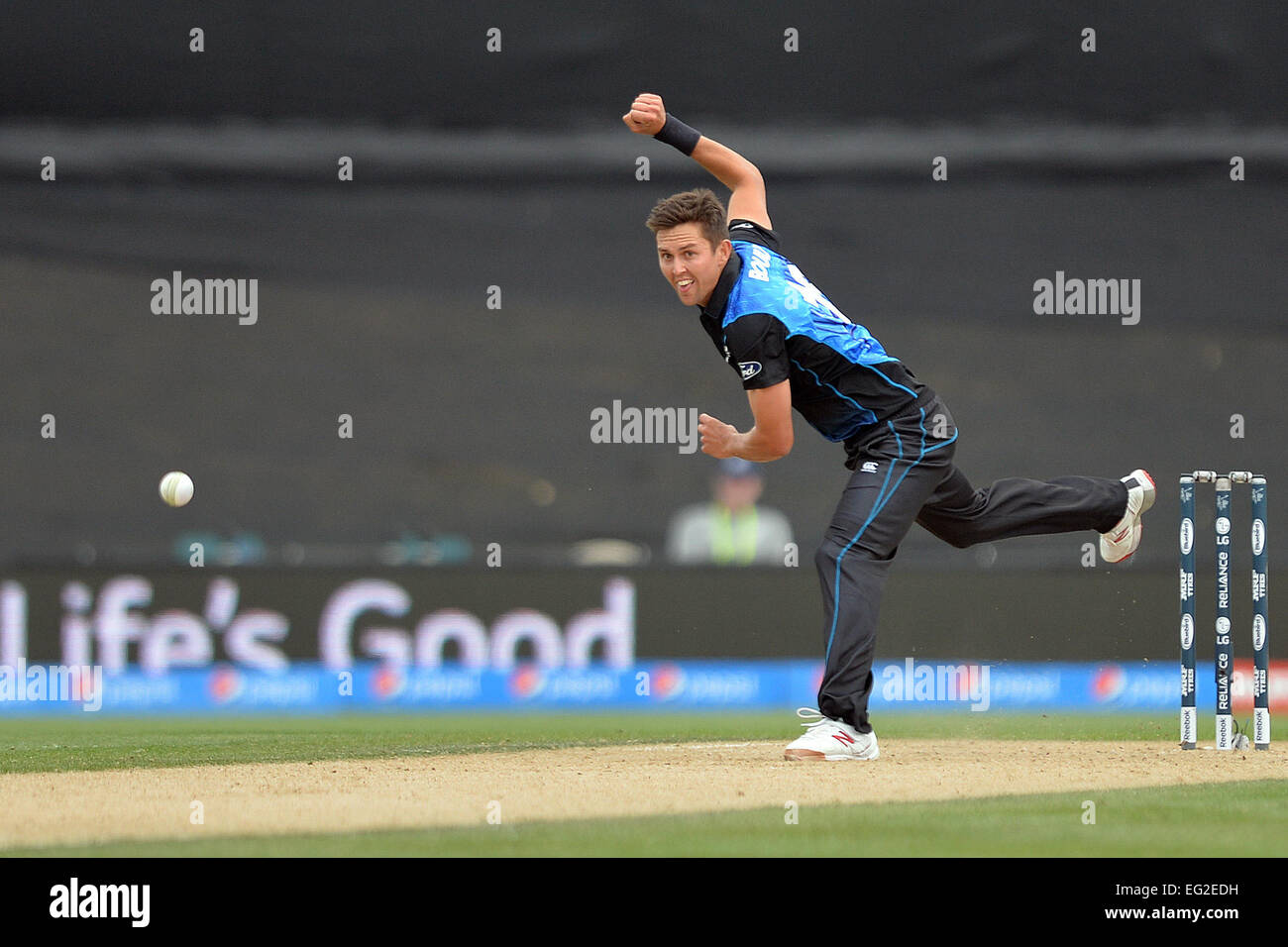 Christchurch, New Zealand. 14th Feb, 2015. Christchurch, New Zealand - February 14, 2015 - Trent Boult of New Zealand bowling during the ICC Cricket World Cup Match between Sri Lanka and New Zealand at Hagley Oval on February 14, 2015 in Christchurch, New Zealand. © dpa/Alamy Live News Stock Photo