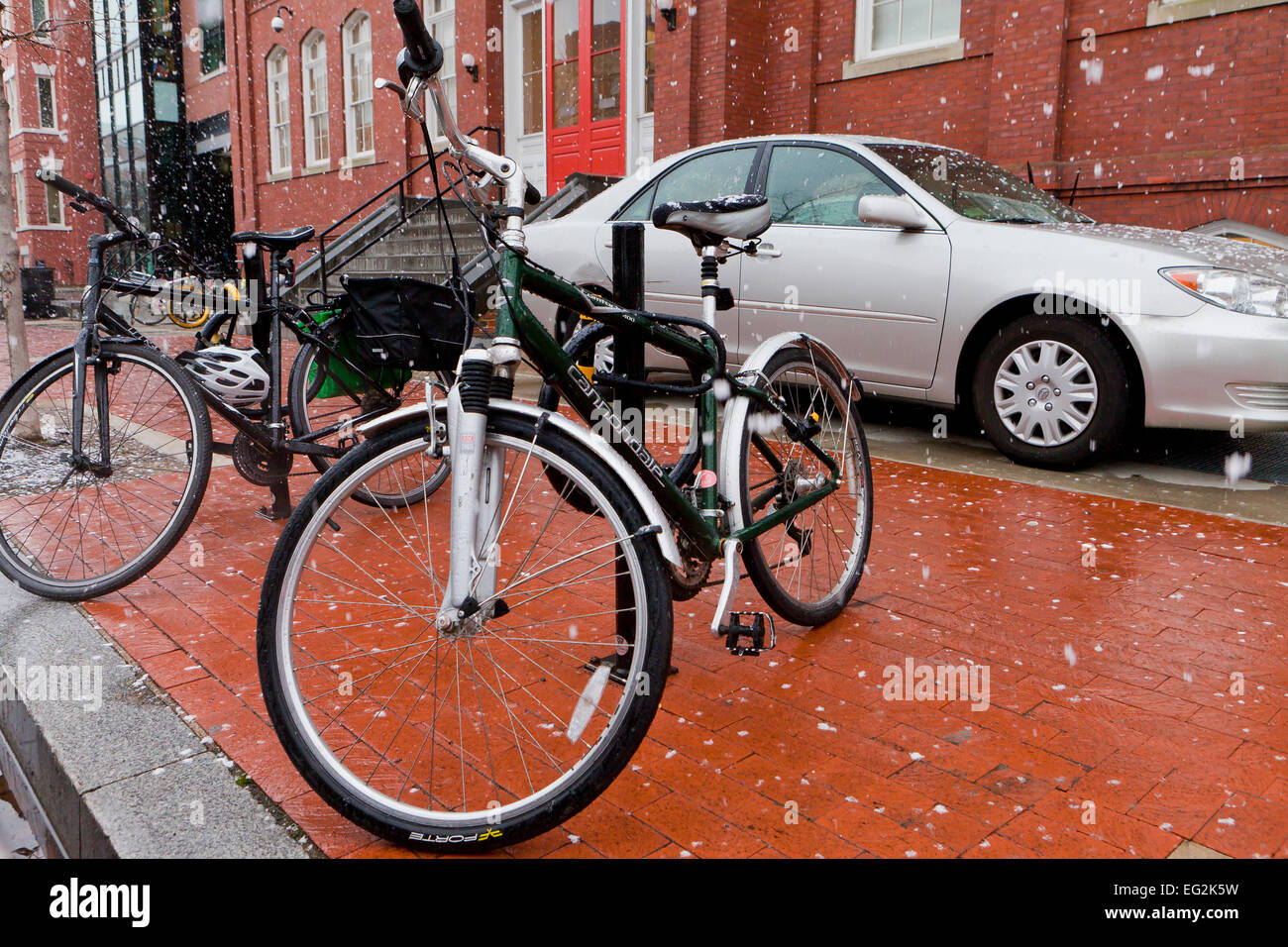 Bike rack rental enterprise sales