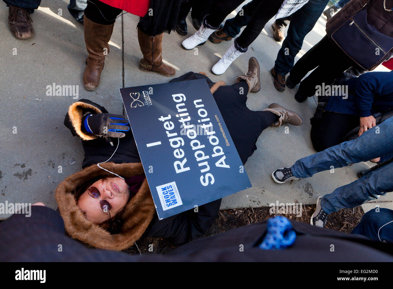 Washington DC, USA. 22nd Jan, 2015. Pro-Life supporters march carrying signs toward the Supreme Court building Stock Photo