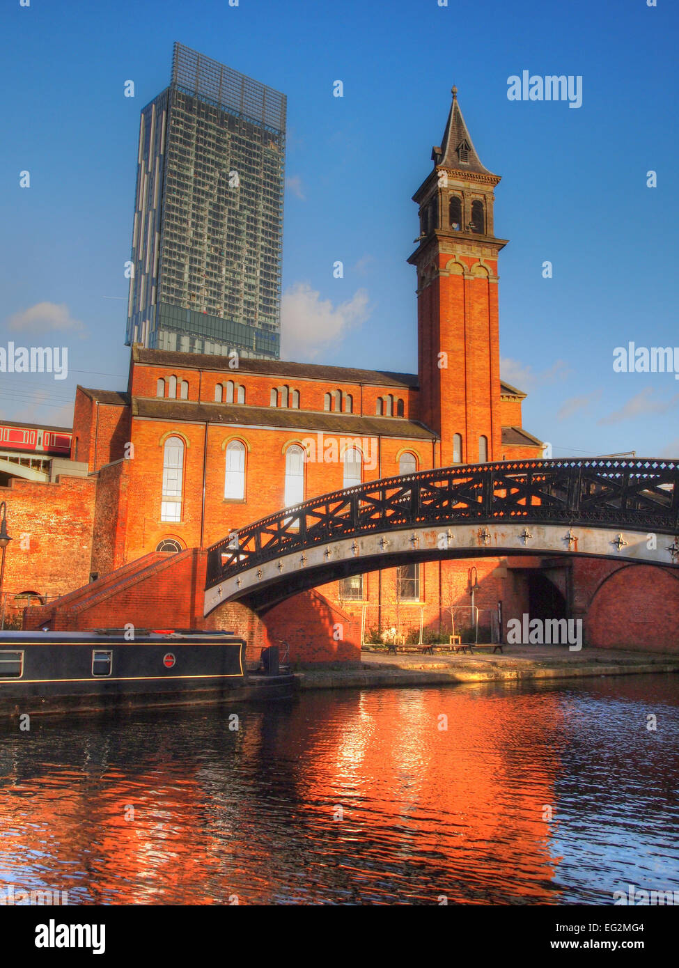 Castlefields in Manchester, UK, canal basin and tourist attraction ...