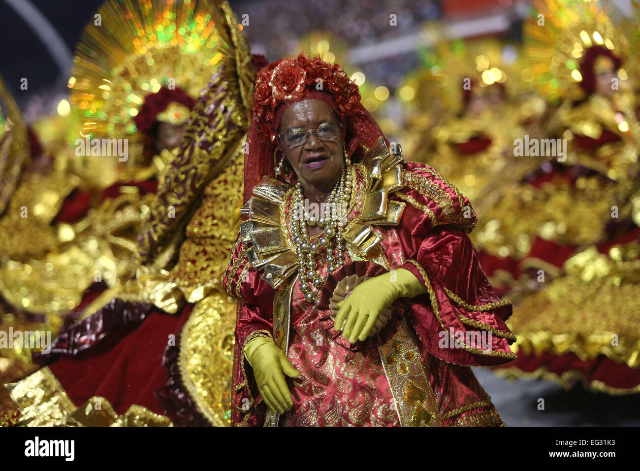 Sao Paulo Brazil 15th Feb 2015 A Dancer Of Mocidade Alegre Samba