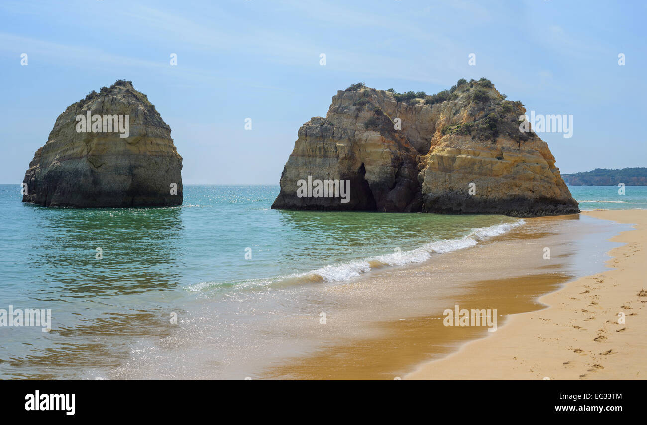 Large Rocks In The Ocean Big rocks the ocean Stock Photo - Alamy