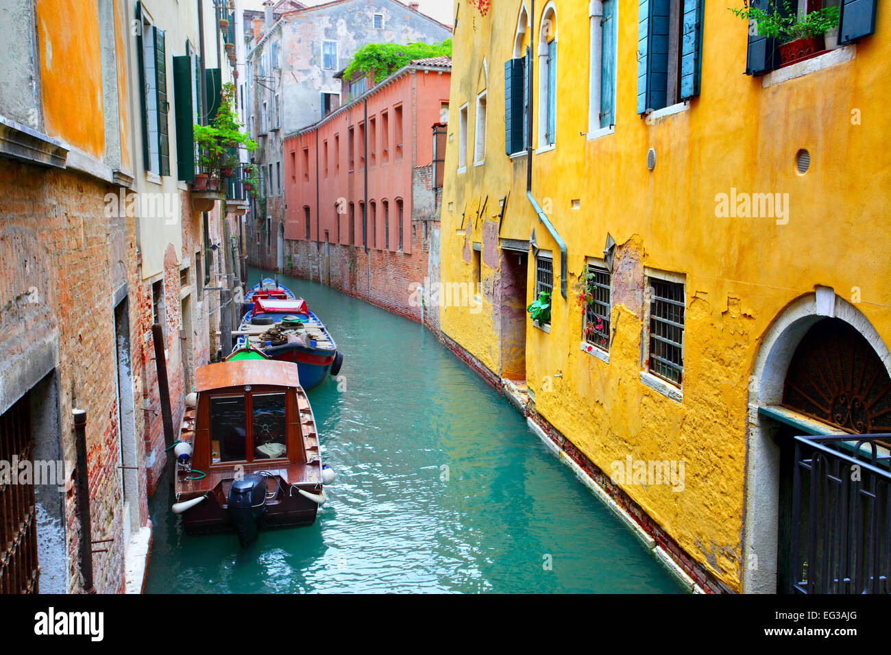 Venice italy boat motorboat hi-res stock photography and images - Alamy