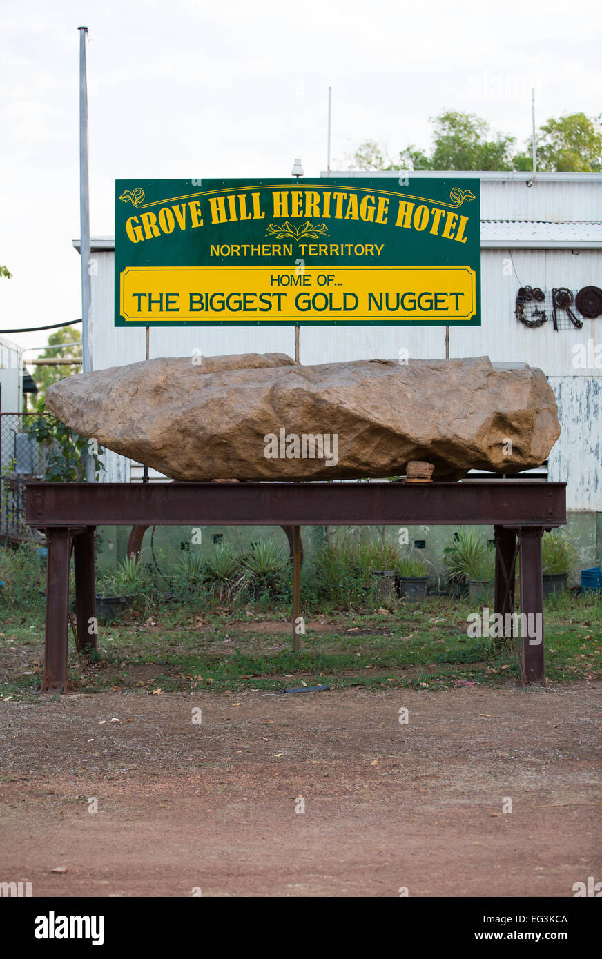 Grove Hill Hotel, DouglasDaly, NT, Australia Stock Photo Alamy