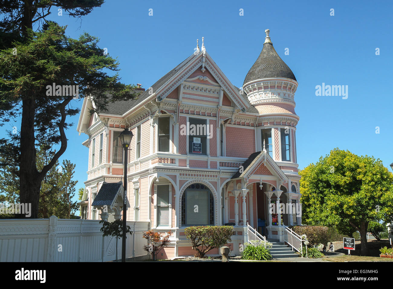 A pink Victorian home in Eureka, California, United States Stock Photo