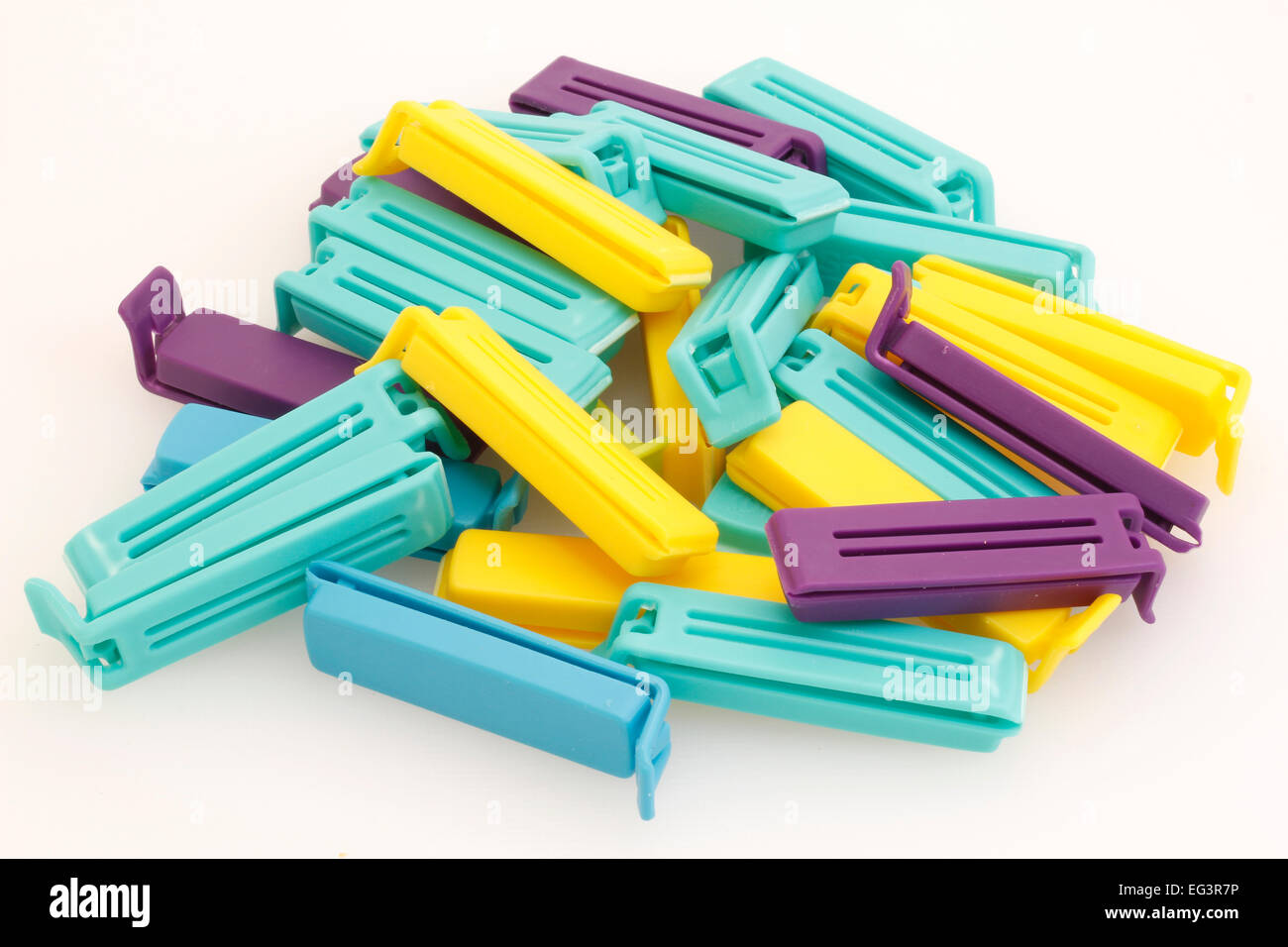 colored plastic clips