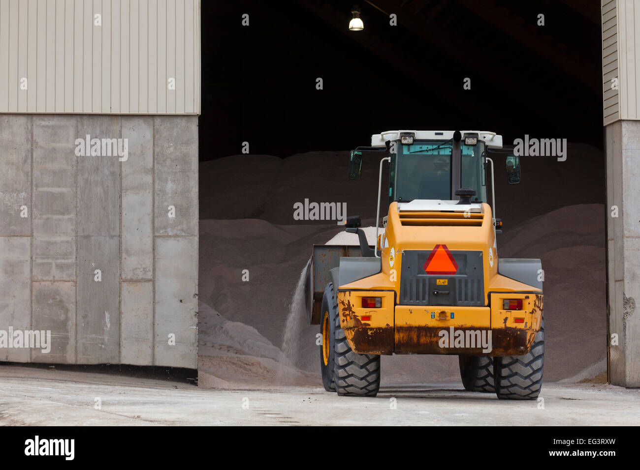 Municipal road salt warehouse Virginia USA Stock Photo Alamy