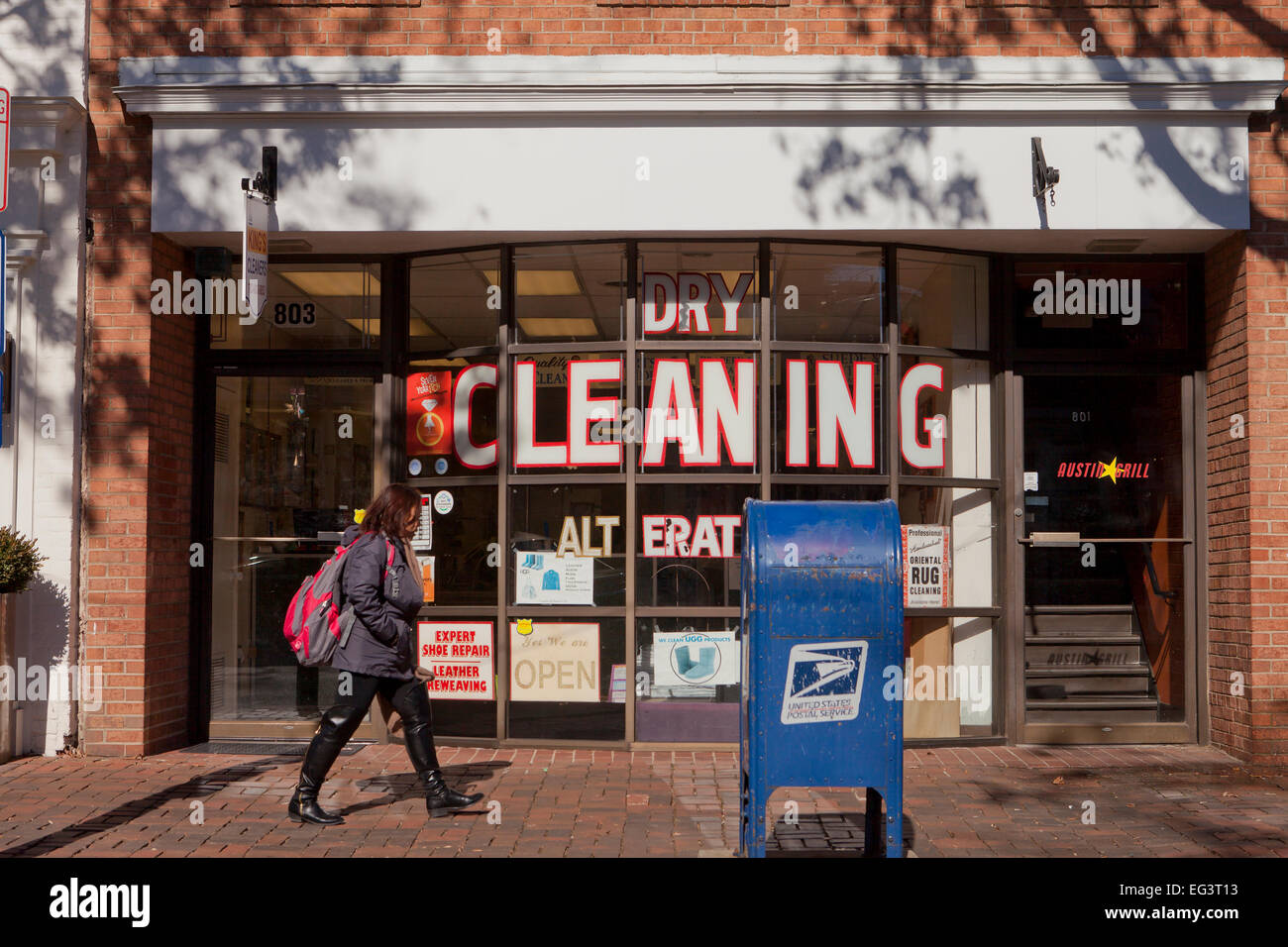 Dry cleaners storefront Virginia USA Stock Photo Alamy